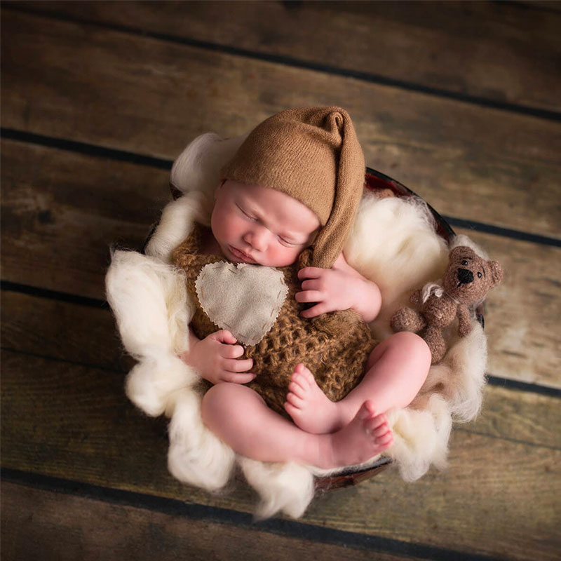 newbornfoto Detailaufnahme mit teddy