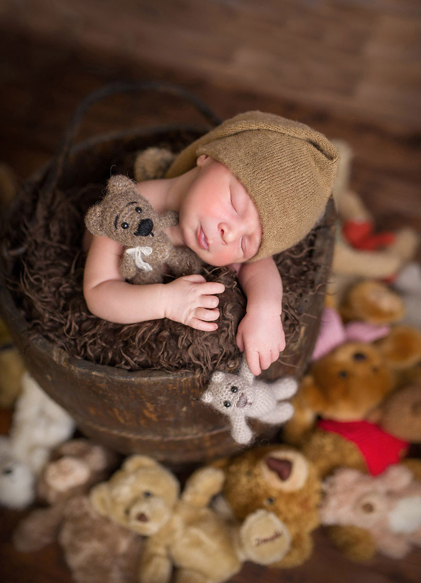 newbornfoto mit Teddy